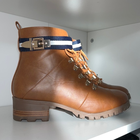 Brown Boots - Picture 1 of 5